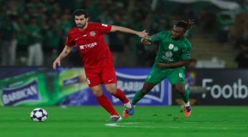 تقييمات متباينة.. أداء لاعبي شباب الأهلي أمام الأهلي السعودي في دوري أبطال آسيا للنخبة